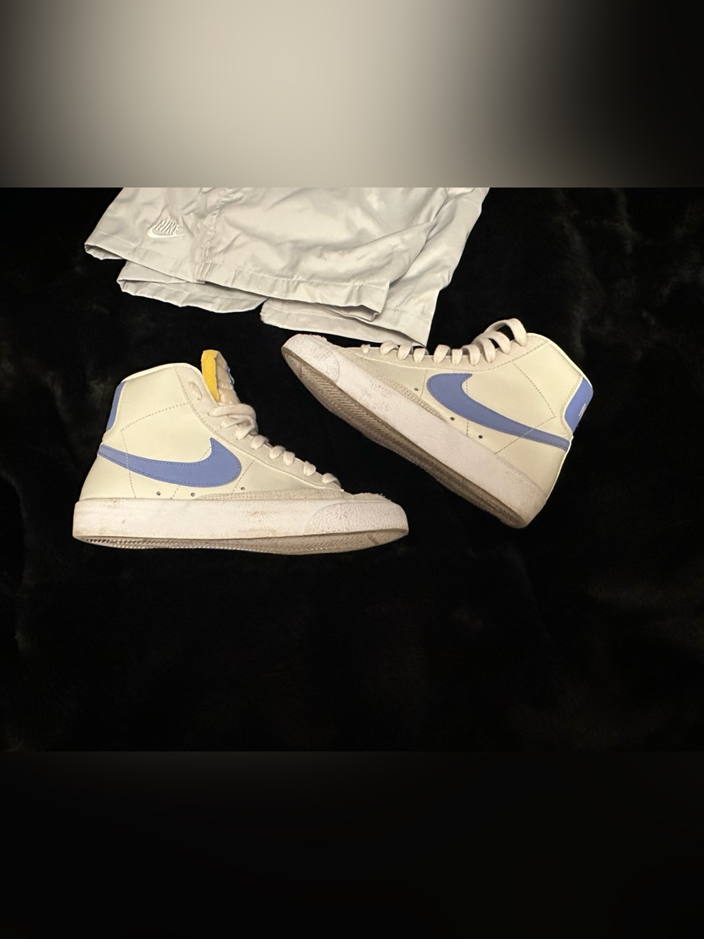 Nike Blazer Mid '77 (Women's) Phantom/White/Royal Pulse Sz 7.5